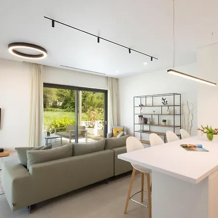 别墅 Stablo Kanálion