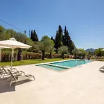Stablo Villa