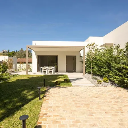 Stablo Villa Kanálion