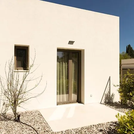 Stablo Villa Kanálion